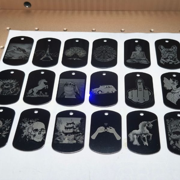 savonsdititta plaques carre 1